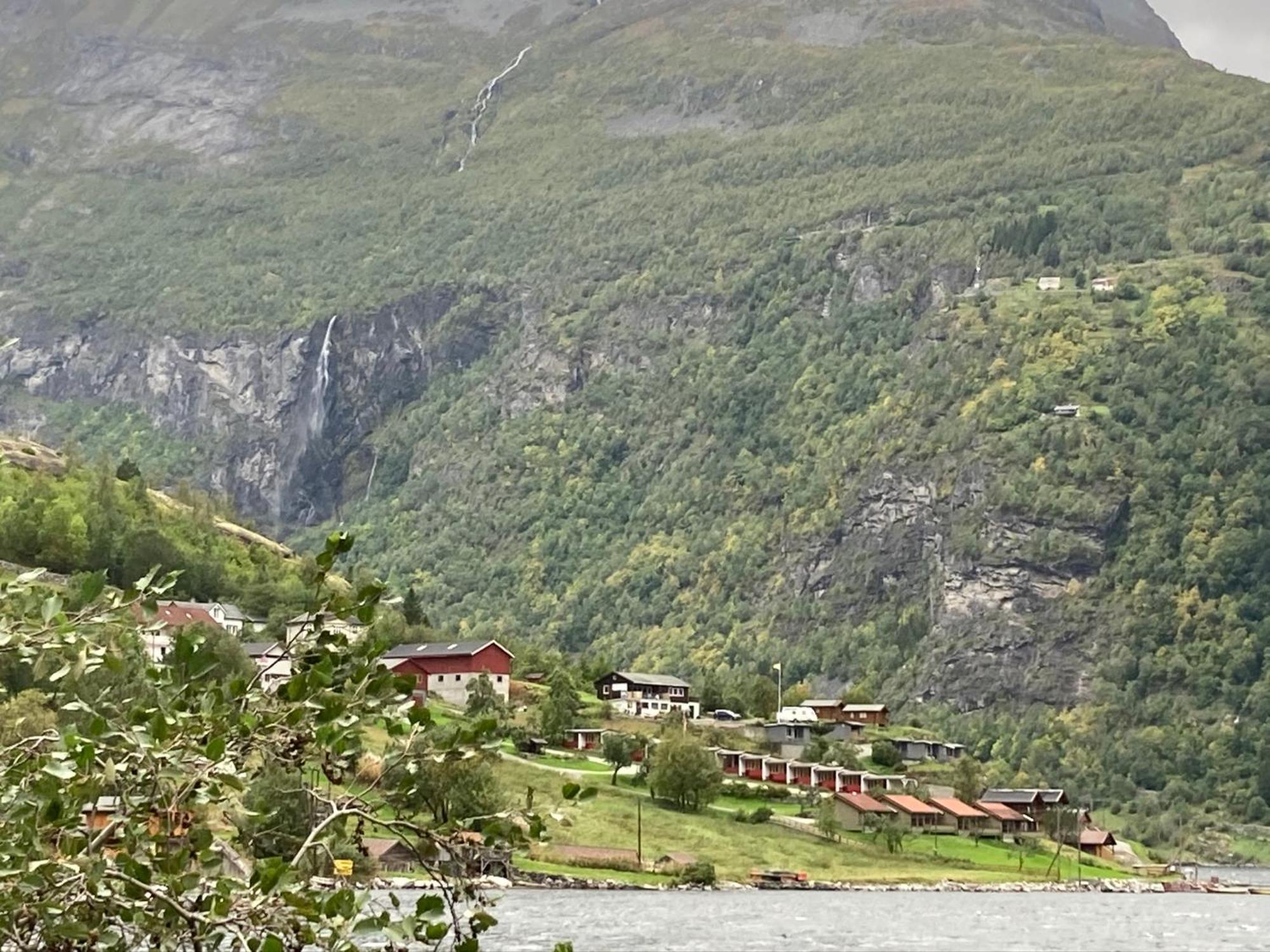 Fjorden Campinghytter Geiranger Luaran gambar