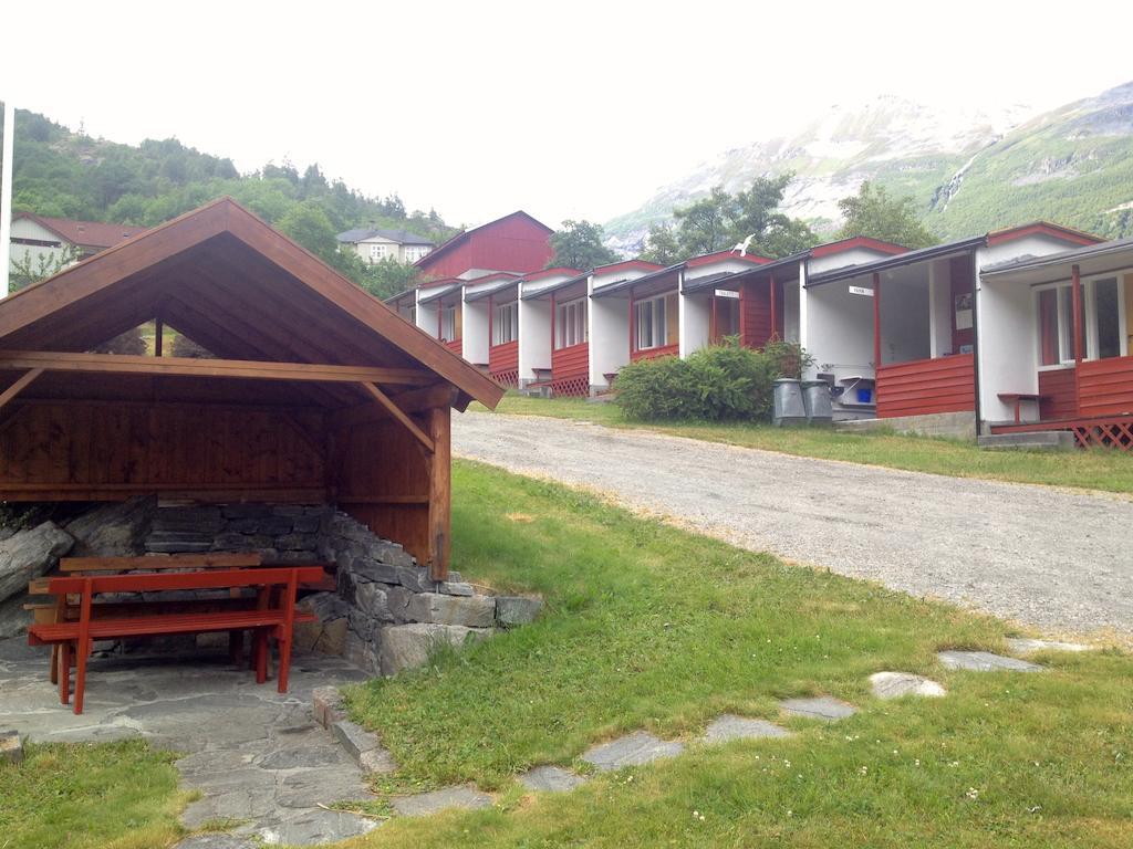 Fjorden Campinghytter Geiranger Bilik gambar