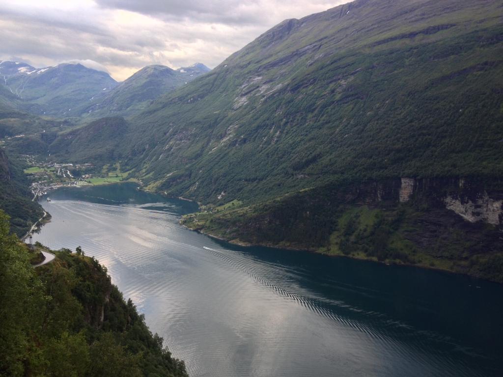 Fjorden Campinghytter Geiranger Luaran gambar
