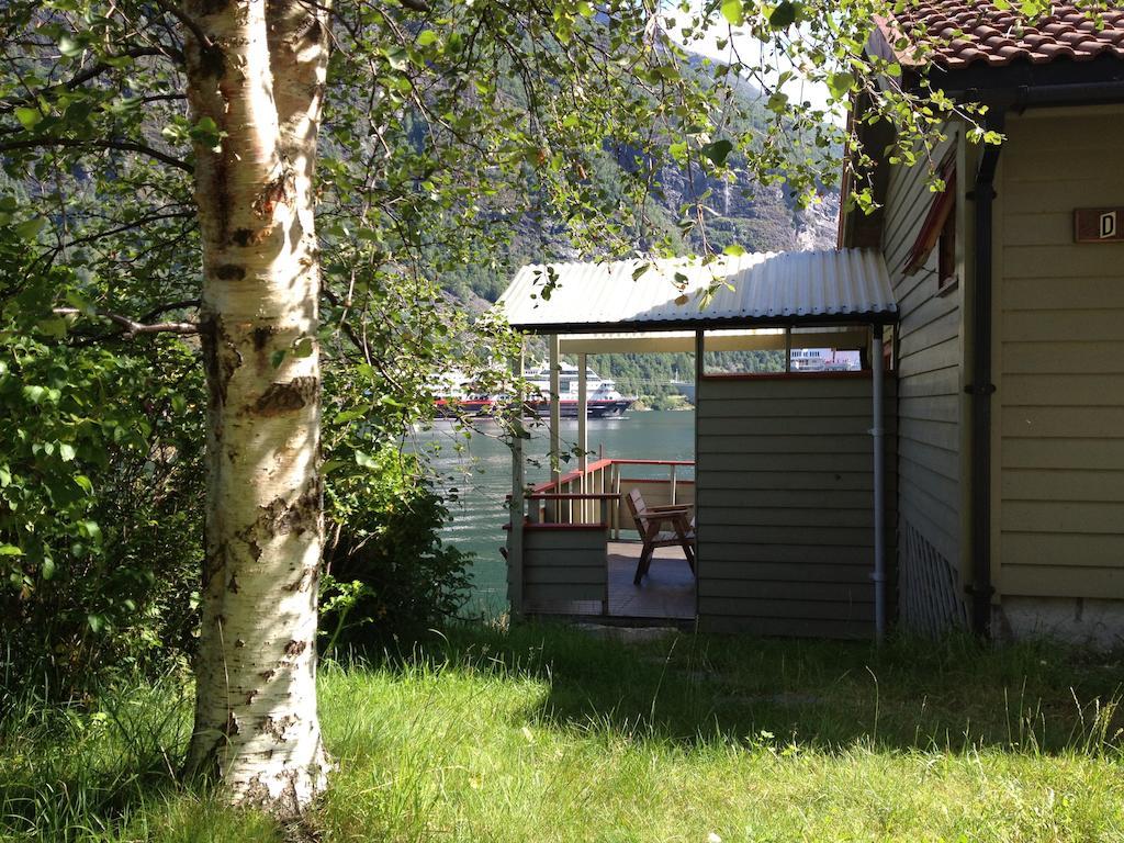 Fjorden Campinghytter Geiranger Bilik gambar